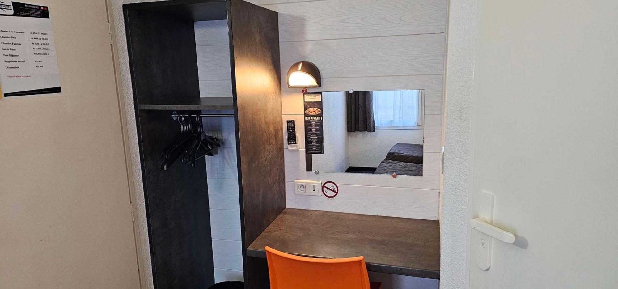 Brit Hotel Essentiel Albi Parc Des Expos Le Sequestre المظهر الخارجي الصورة